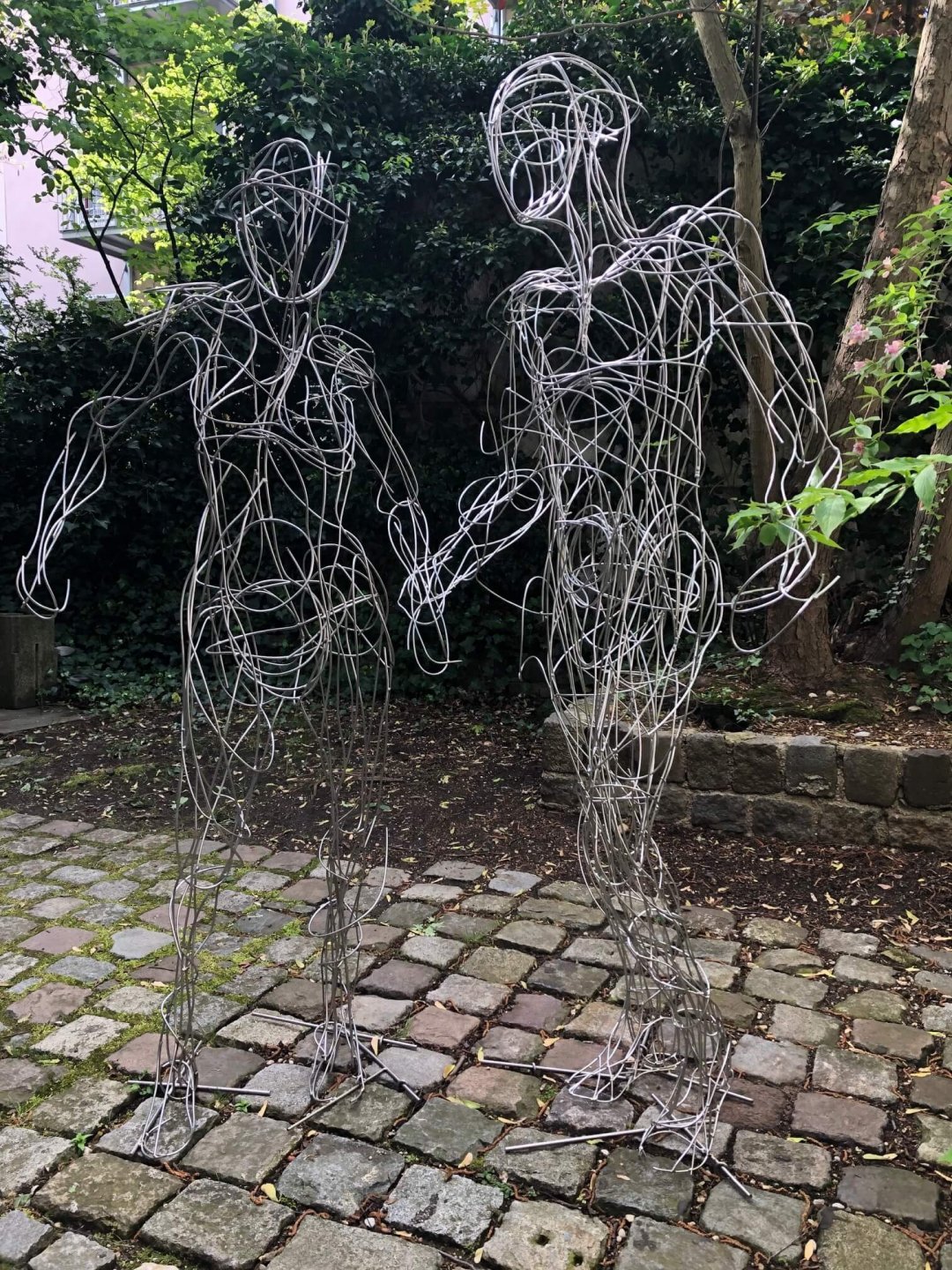 Galerie Benjamin Eck München welded stainless steel wire