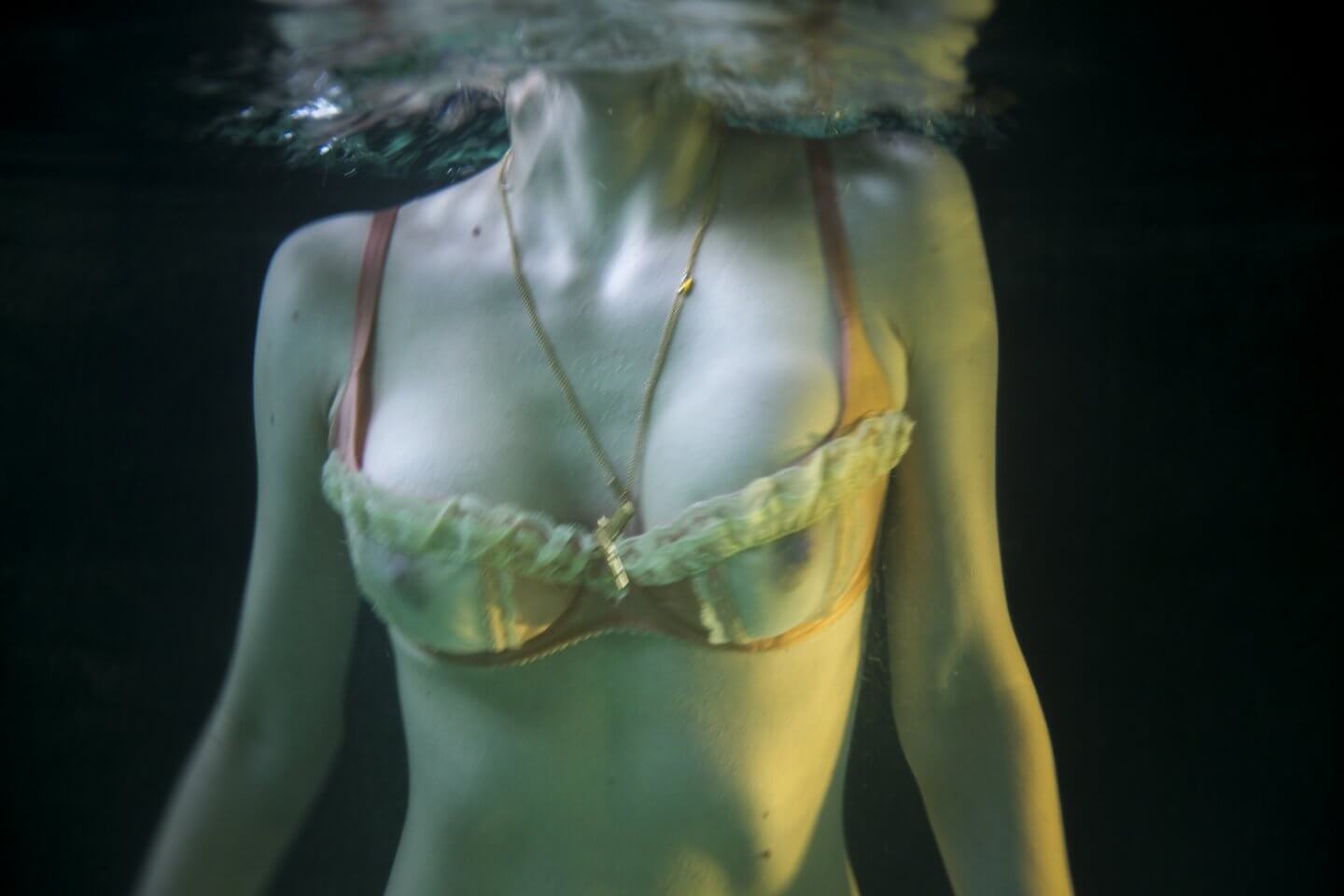 Galerie Benjamin Eck München Underwater Photography
C-Print mounted on Alu-Dibond